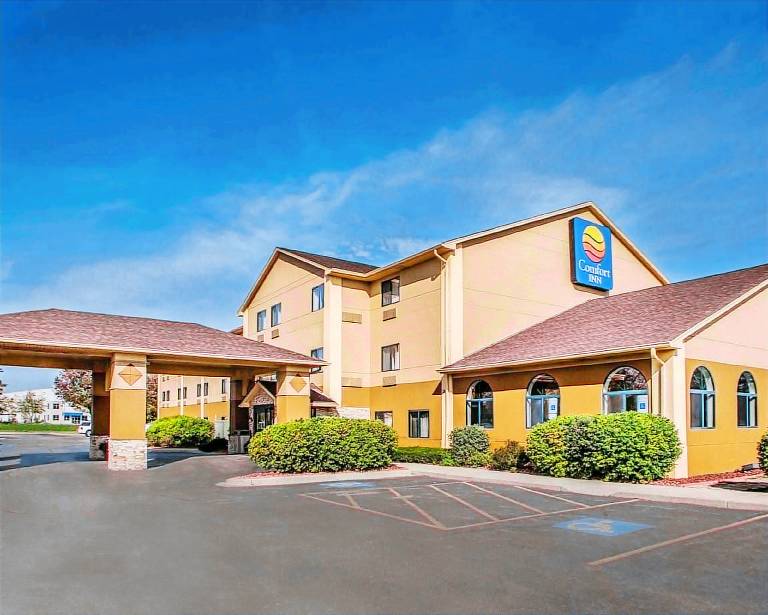 Comfort Inn Joliet West I-80 in Joliet, IL