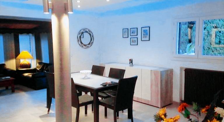 Villa with barbecue, yard & pool — photo 3