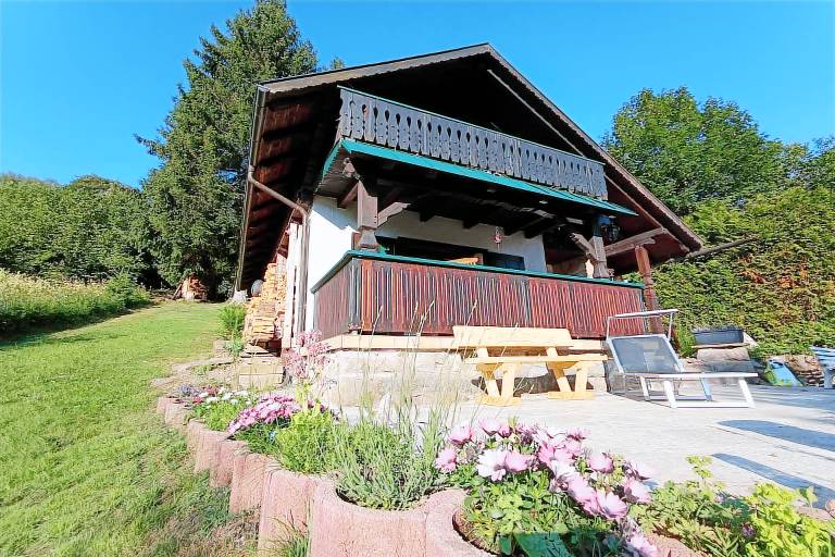 Beautiful vacation home with barbecue, garden & patio | Dogs allowed — photo 2