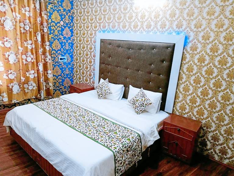 New Kashmir Hill Town — photo 2