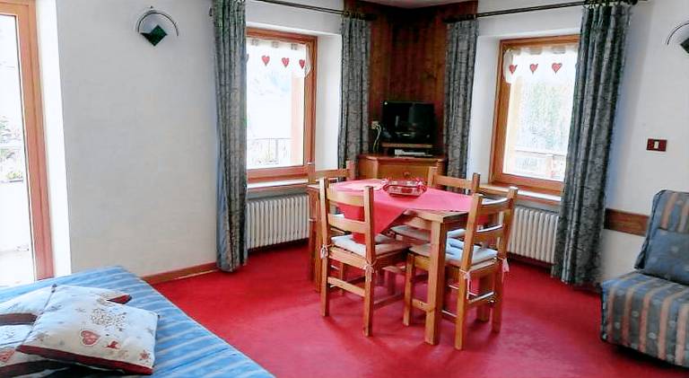 Wonderful serviced apartment with terrace & yard | Pets are welcome — photo 4