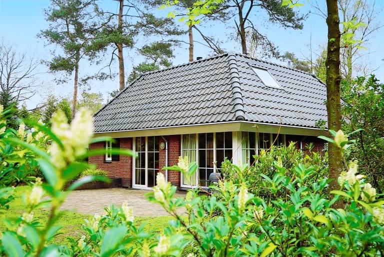 Bungalow  Oosterhuizen