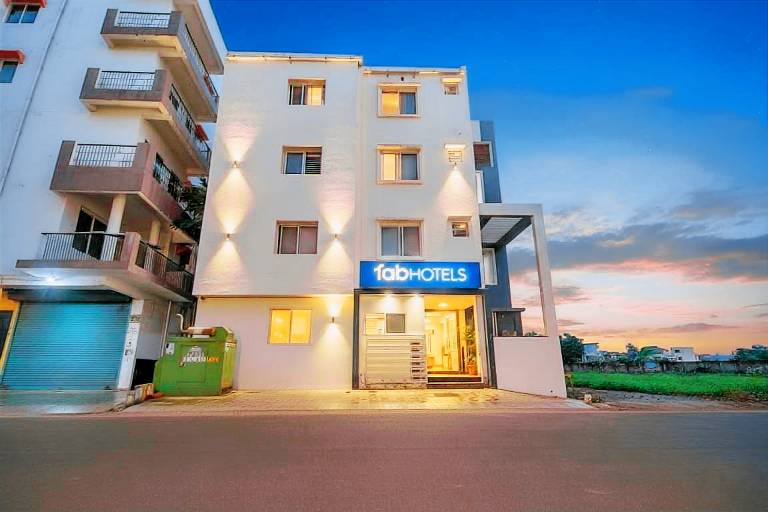 FabHotel Comfortable Stay I