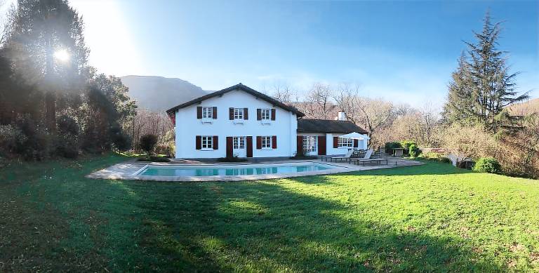 Villa Louhossoa