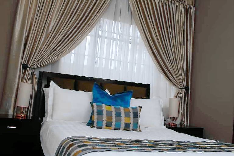 Triple Palms Bed and Breakfast
