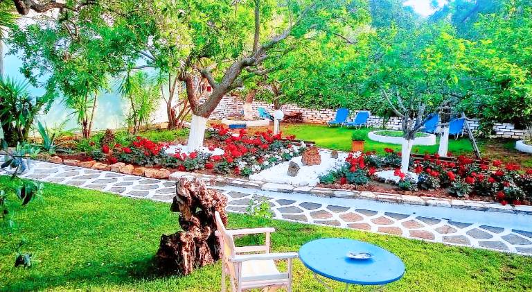 Nice serviced apartment with terrace & yard | Close to the beach | Pets allowed — photo 5