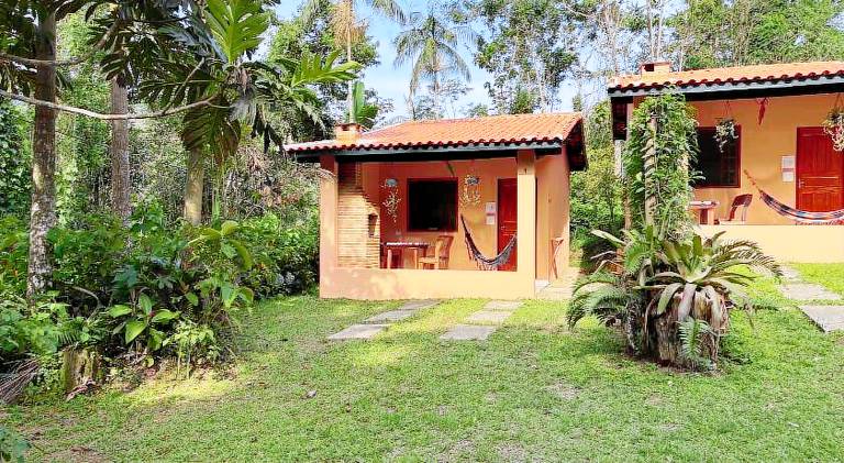Vacation home with BBQ, garden & patio | Perfect for remote work | Dogs allowed in Paraty