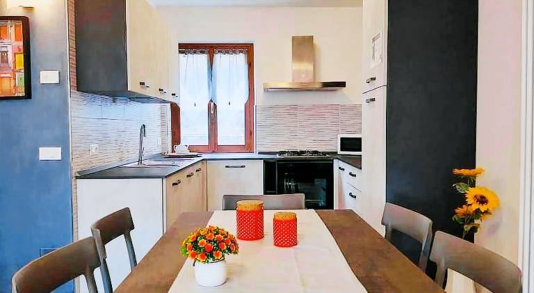 Rental apartment with 2 rooms for 5 persons in Ledro