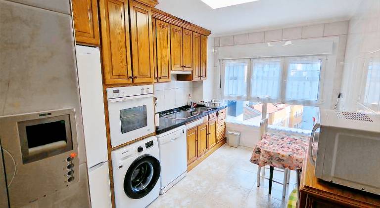 Rental apartment with 3 rooms for 5 persons — photo 3