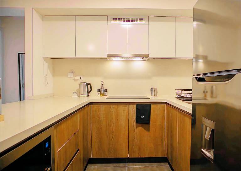 W Comfort 2BR w Private Balcony in San Isidro — photo 5
