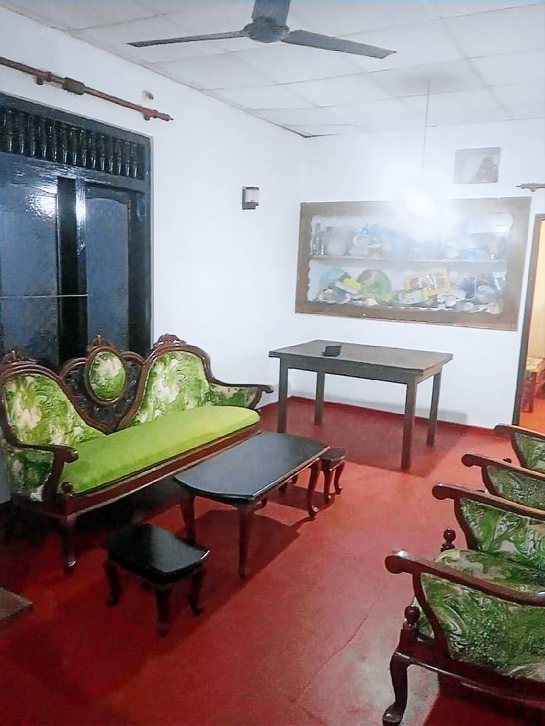 Vacation home with 1 room for 6 persons in Weligama