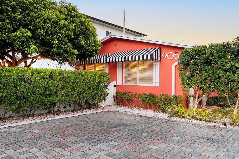 Cabin Delray Beach