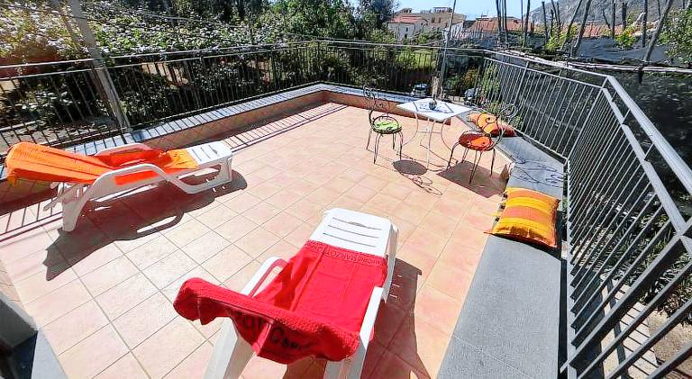 House with 1 room for 3 persons — photo 3