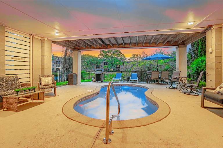 Vacation home with barbeque in Hilton Head Island, SC