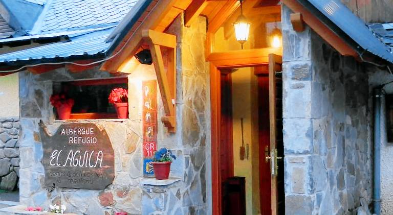Albergue "El Aguila" — photo 3