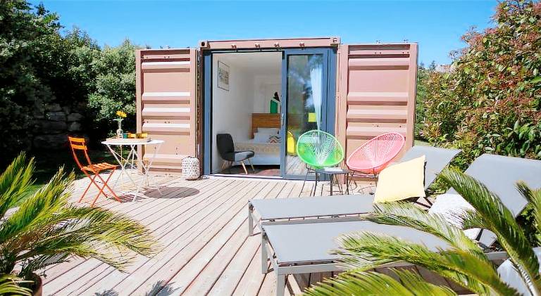Lodge with pool, terrace & hot tub | Dogs allowed — photo 5