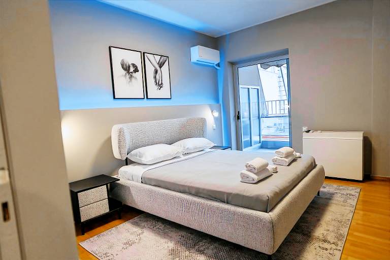 Subtle 3 bed Luxury with a View