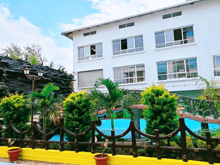 Binary Exotica Luxury Hotels & Resorts