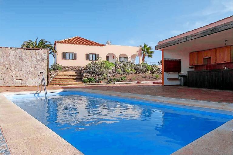 Villa  Lajares