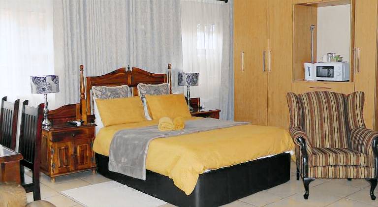 Bed and breakfast  Rustenburg