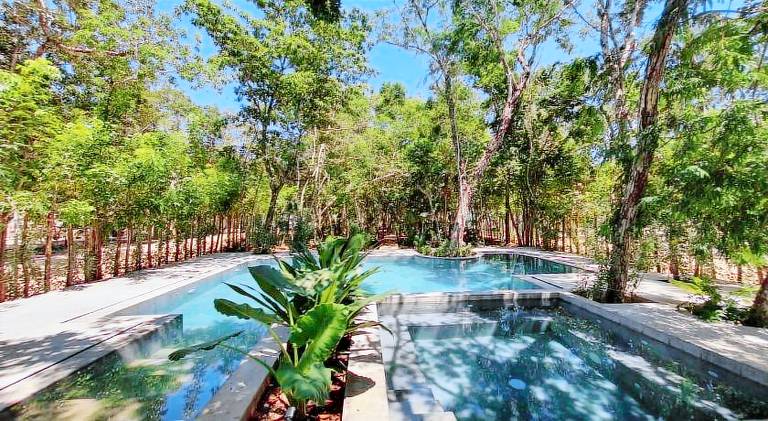 Villa with pool — photo 3