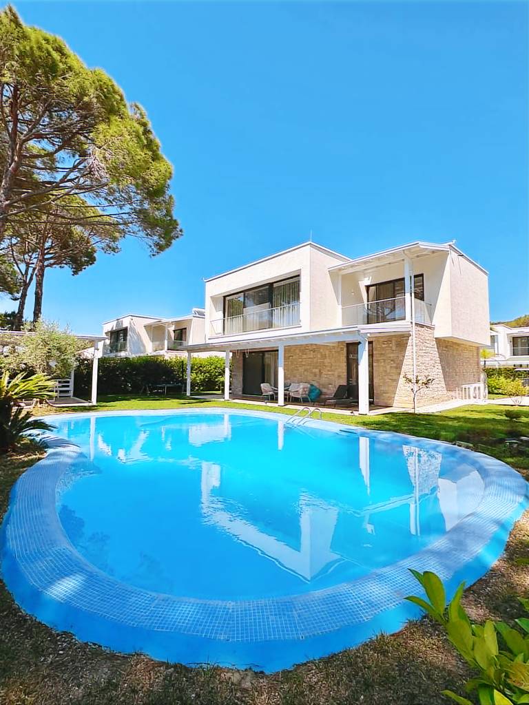 Ferienwohnung  Plazhi San Pietro