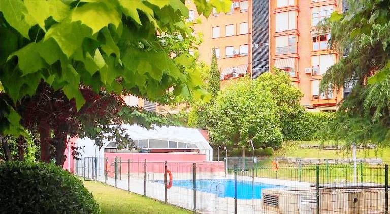 Holiday apartment with pool & hot tub — photo 5