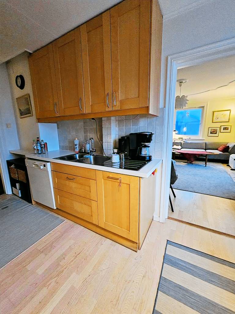 Family-friendly rental apartment with hot tub, yard & BBQ | Pets allowed — photo 5