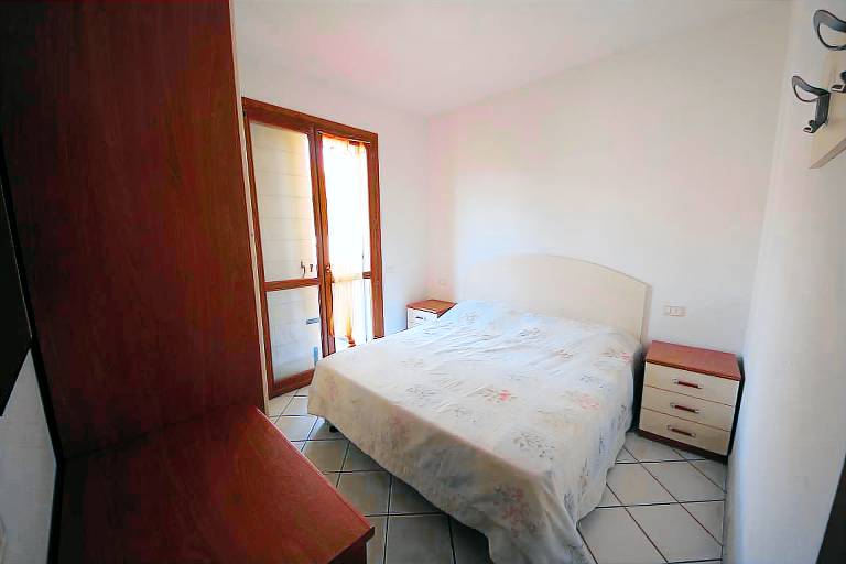 Apartment with pool — photo 2
