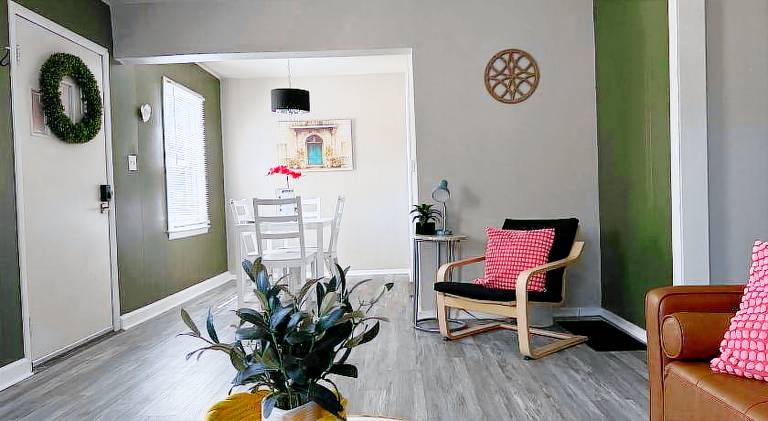 Vacation home | Pet-friendly in Marion, IN