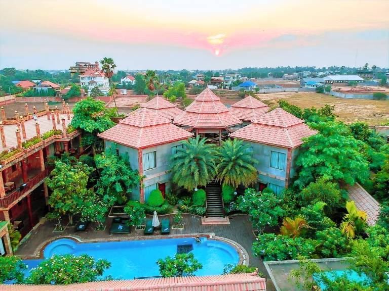 Model Temple Resort & Spa — photo 4