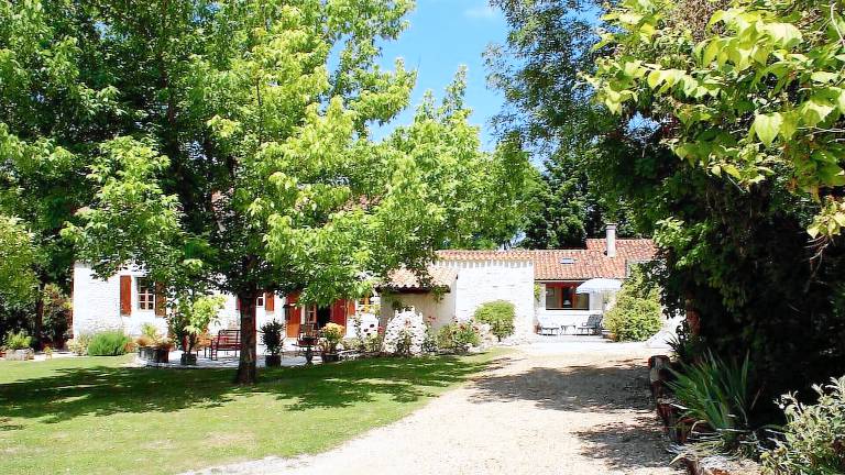 Ferienhaus Bouteilles-Saint-Sébastien