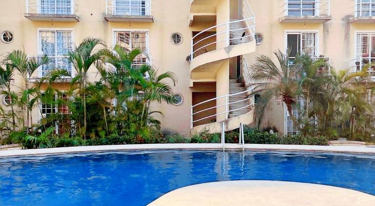 Holiday apartment with pool — photo 4