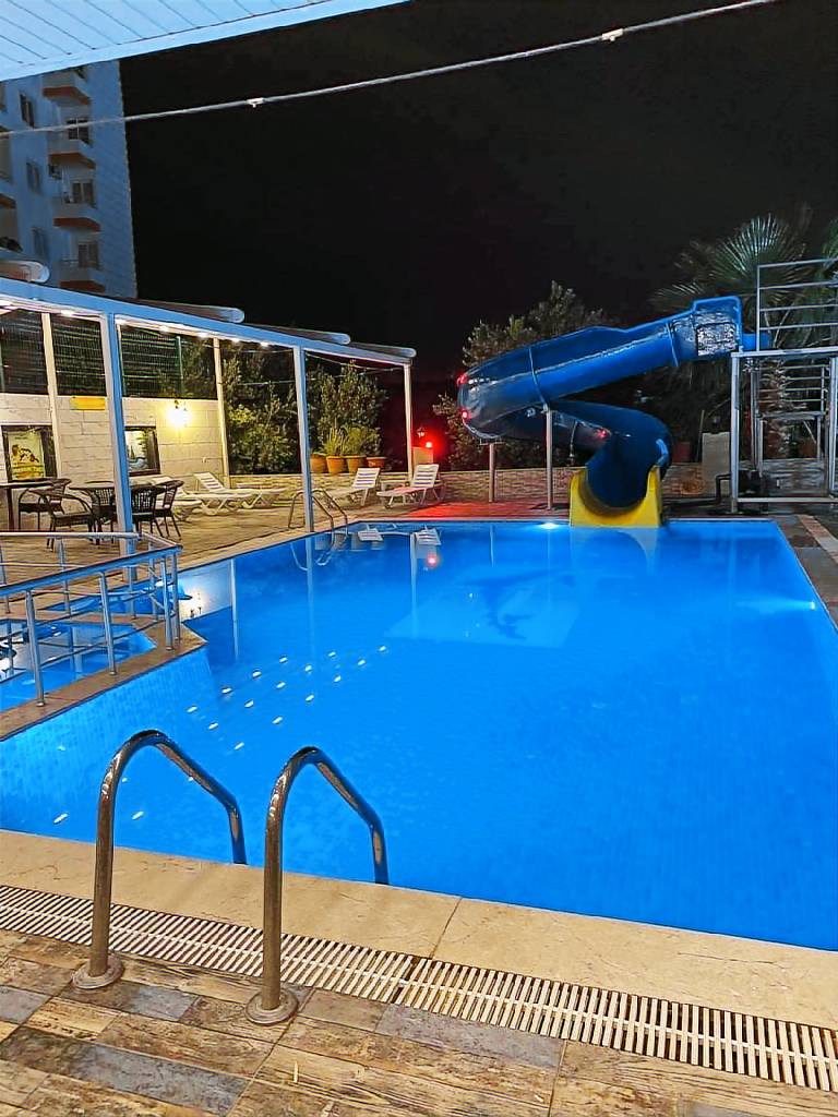 Garden Asmin Otel in Mersin