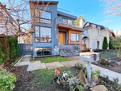 Cozy Family Suite in Vancouver near UBC