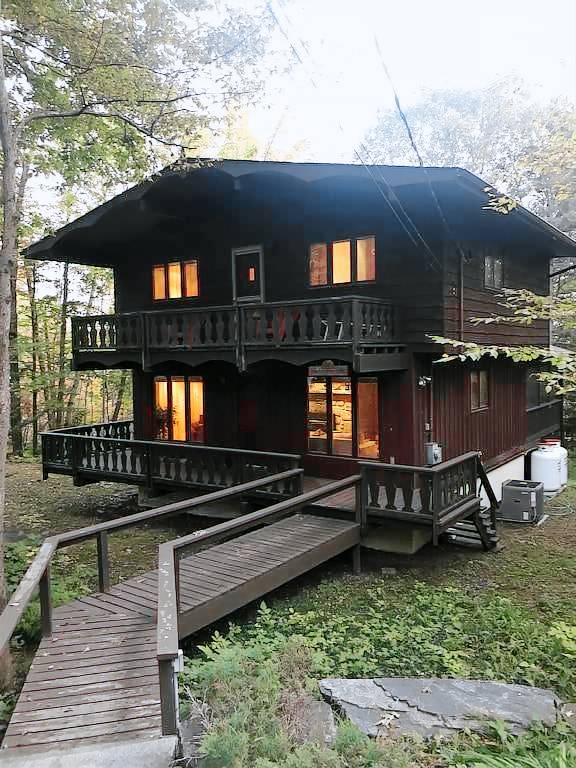 Chalet  Huntsville
