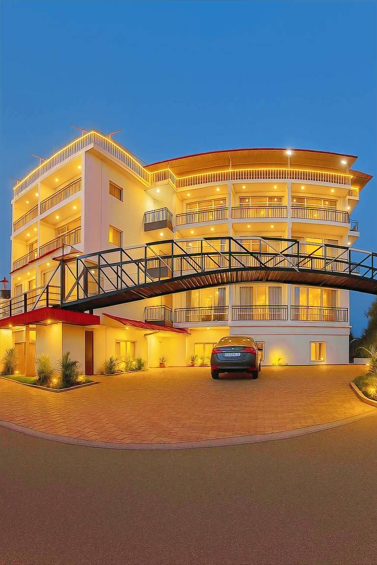 Ai 360 Degree Hotel Lansdowne