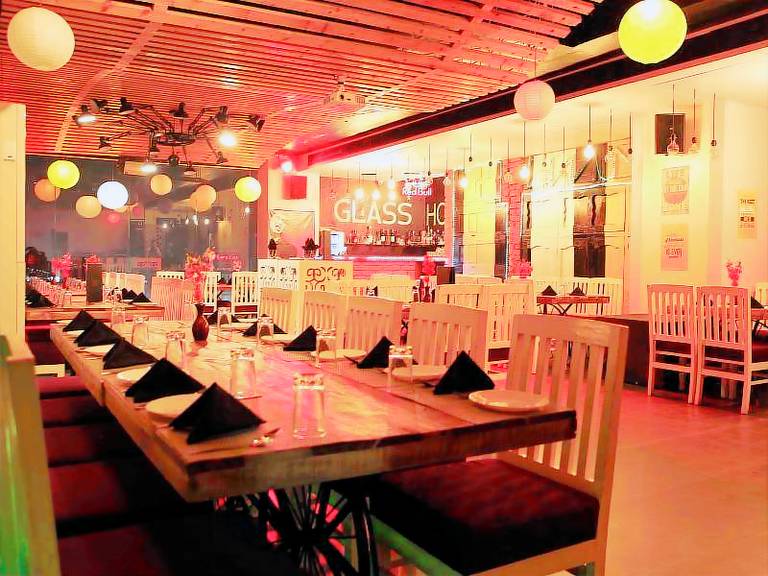 Hotel Orbion Mall Road — photo 2