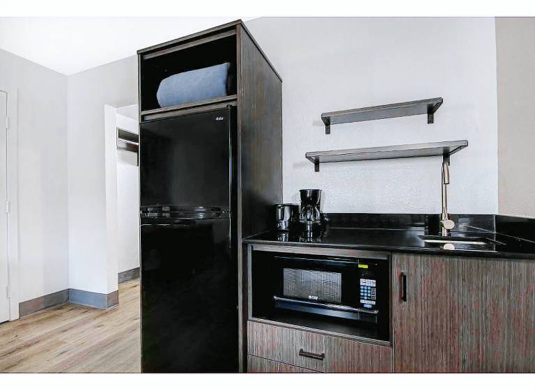 Studio 6 San Antonio, TX - Northwest Medical Center — photo 4