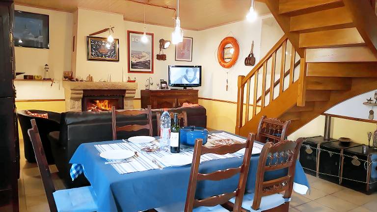 Seaside Escape in Audierne: Maritime-Themed Cottage at the Tip of Southern Finistère — photo 2