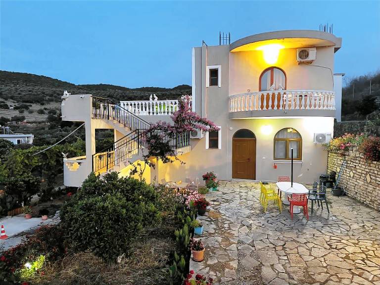 Βίλα Εξαμίλι Αγίων Σαράντα