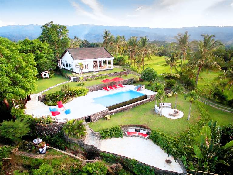 Villa Kampung Bugis