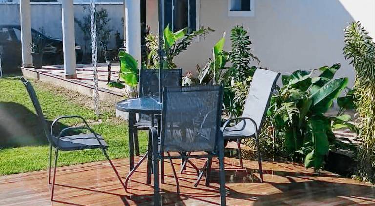 Vacation home with pool — photo 3