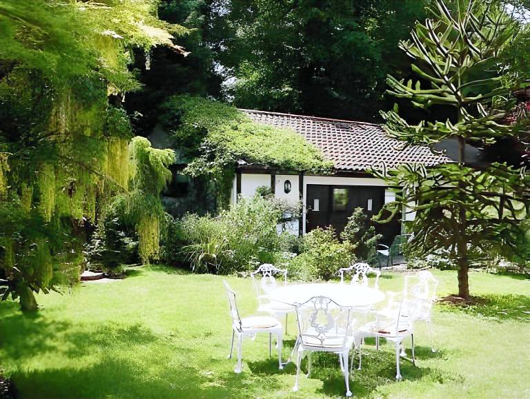 West Lodge Hotel — photo 5