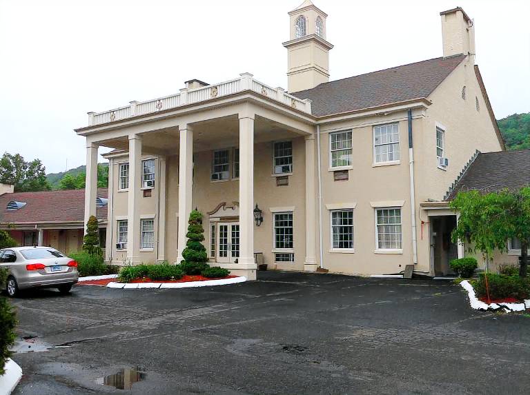 New Haven Inn in New Haven, CT