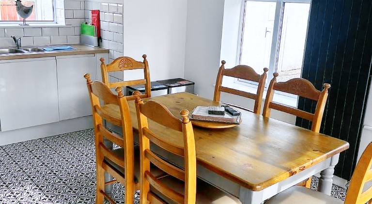 House with 3 rooms for 5 persons — photo 4
