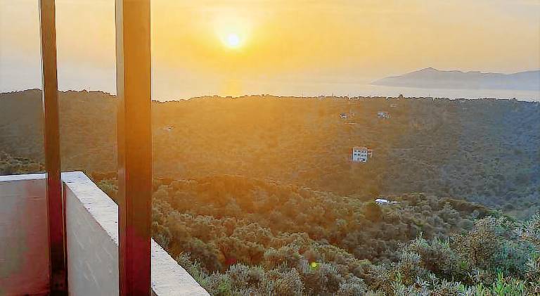 Vacation home with terrace & yard | Good for workation | Pets are welcome in Skiathos
