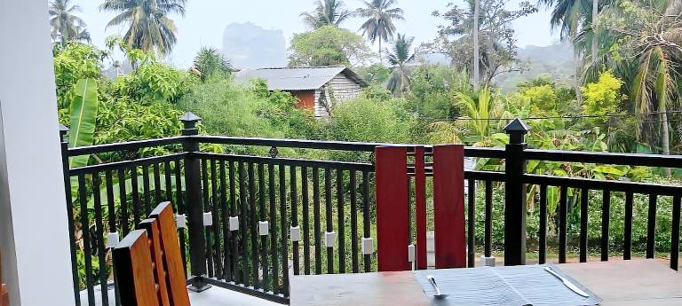 Ample vacation home with yard & pool | Water view | Perfect for remote work | Pets allowed — photo 3