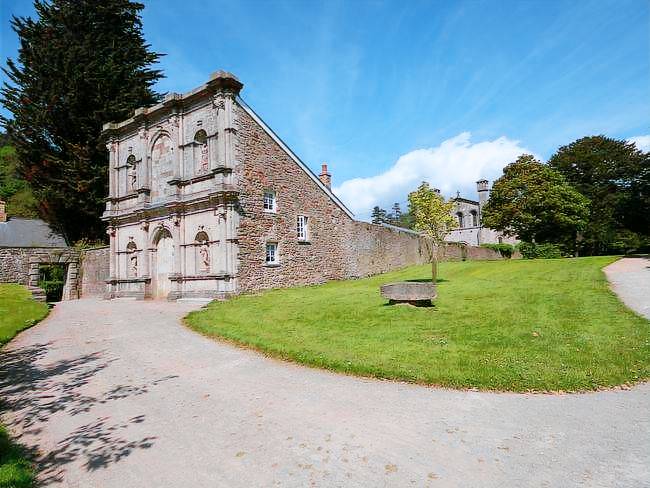 Cottage  Port Talbot