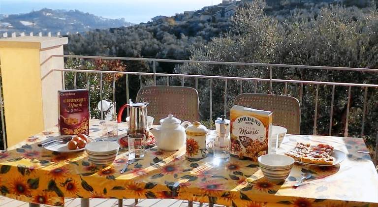 Nice house | Pets are welcome in Imperia